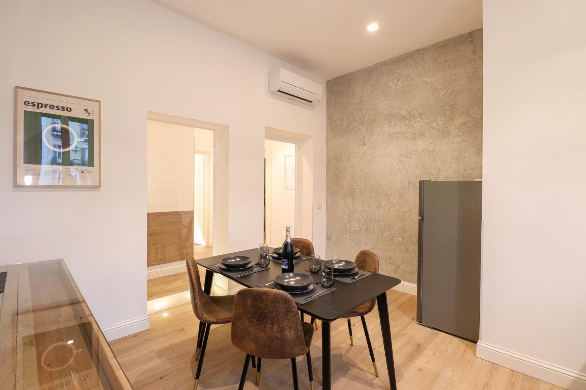 Gasthof St Peter & Vatican Luxury - Boutique In Centre & Vatican - Ac, Wifi & Metro 5 Min *